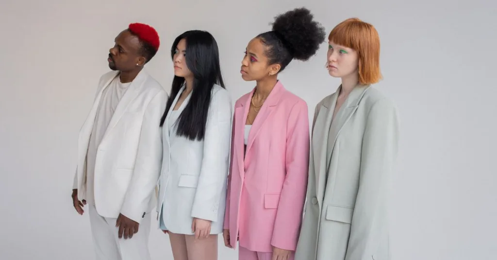 découvrez les dernières tendances de la mode, conseils stylistiques et inspirations pour un look moderne et élégant. restez à la pointe de la fashion avec nos articles et guides.